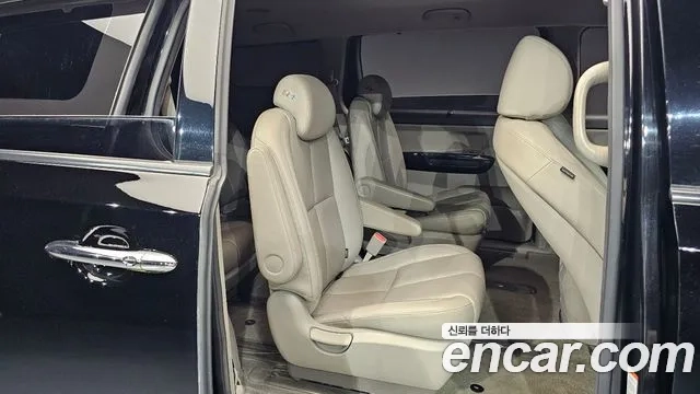 Kia The New Carnival 2018 Черный из Кореи, фото 3