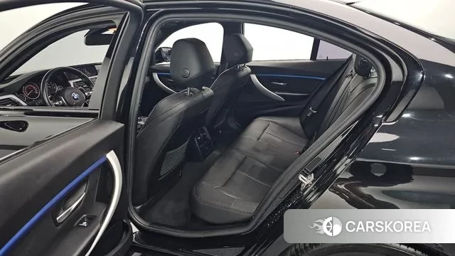 BMW 3 Series (F30) 2018 Черный из Кореи, фото 3