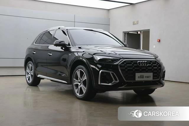 Audi Q5L 2022 Черный из Китая, фото 3