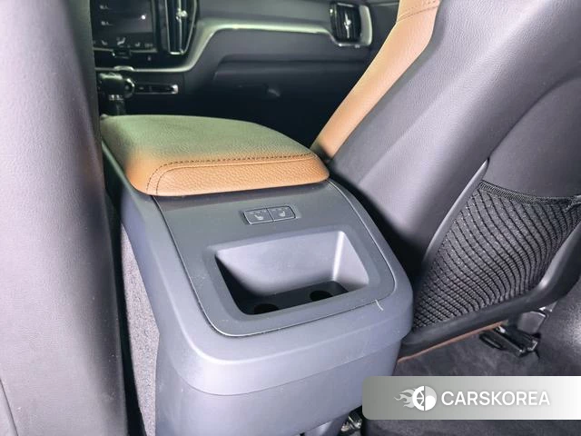Volvo XC60 2019 Коричневый из Китая, фото 3