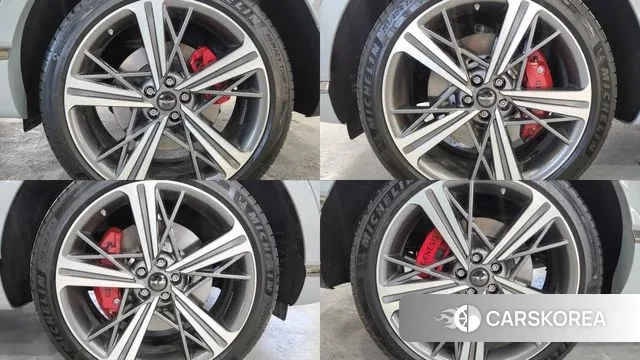 Genesis GV80 Coupe 2024 Серебристо-серый из Кореи, фото 3