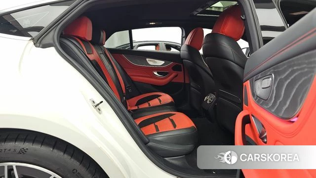 Mercedes-Benz AMG GT 2023 Белый из Кореи, фото 3