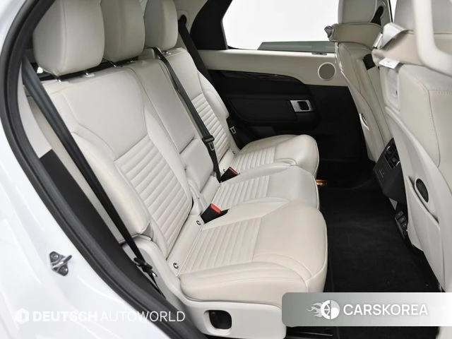 Land Rover Discovery 5 2021 Белый из Кореи, фото 3