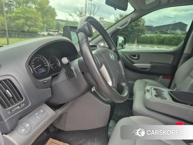Hyundai The New Grand Starex 2021 Серебряный из Кореи, фото 3