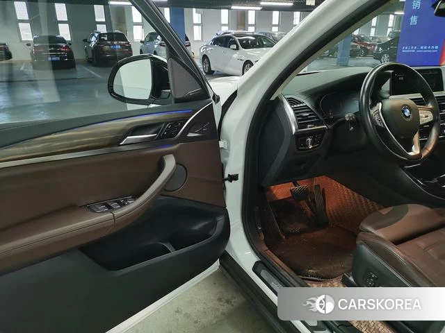 BMW X3 2021 Белый из Китая, фото 3