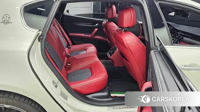 Maserati Quattroporte 2021 Белый из Кореи, фото 3