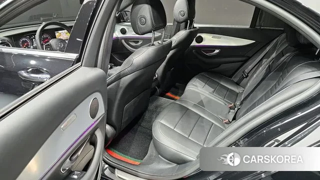 Mercedes-Benz E-Class W213 2019 Черный из Кореи, фото 3