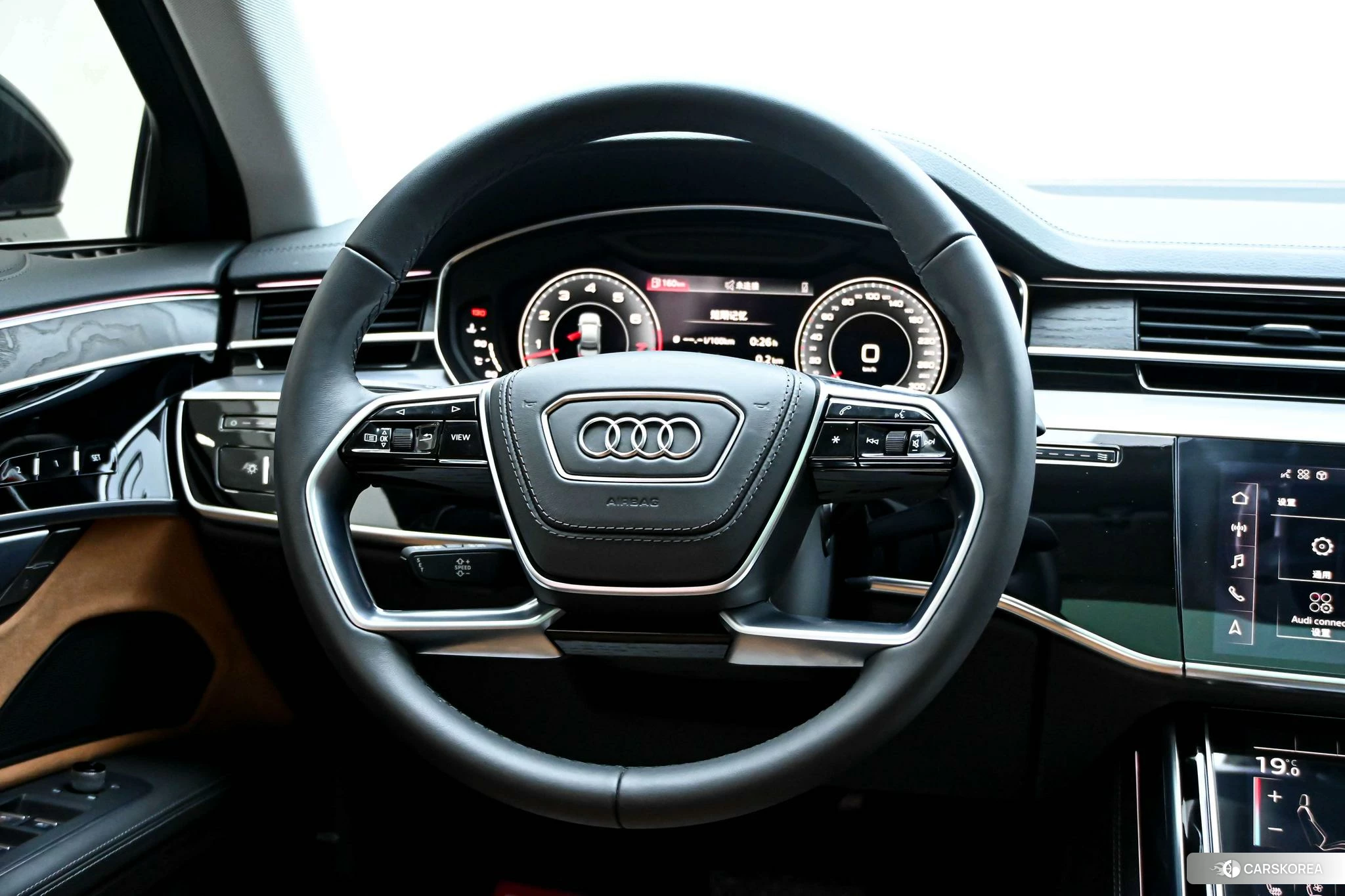 Audi A8 2024 Черный из Китая, фото 3