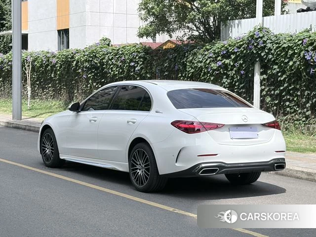 Mercedes-Benz Class C 2024 Белый из Китая, фото 3