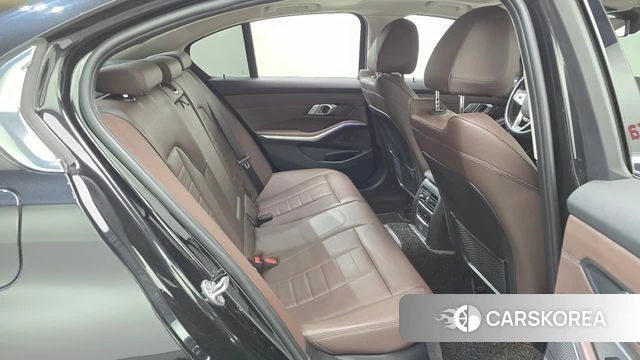 BMW 3 Series (G20) 2022 Черный из Кореи, фото 3