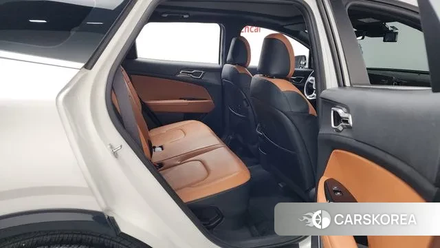 Kia Sportage 5th Generation Hybrid 2021 Белый из Кореи, фото 3