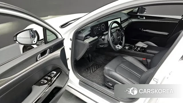 Kia The New K5 3rd generation 2025 Белый из Кореи, фото 3