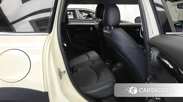 Mini Cooper 2021 Жемчужный цвет из Кореи, фото 3