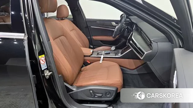 Audi A6 (C8) 2021 Черный из Кореи, фото 3