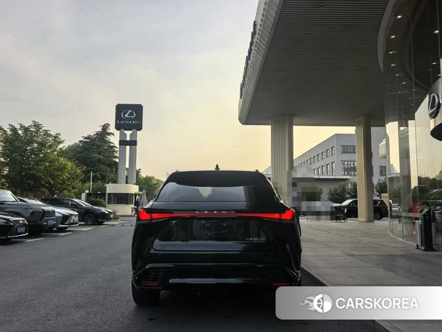 Lexus RX 2023 Черный из Китая, фото 3