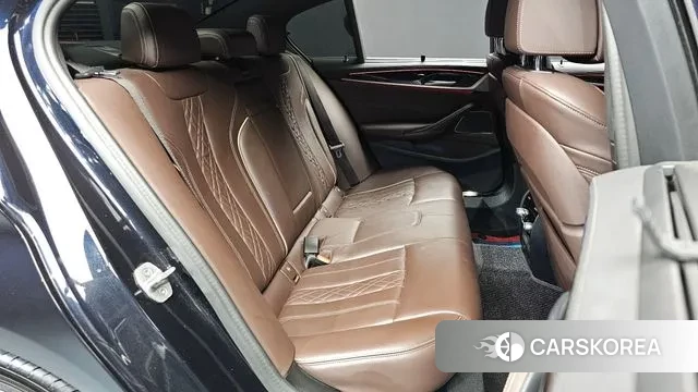 BMW 5 Series (G30) 2022 Черный из Кореи, фото 3