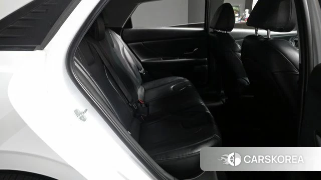 Hyundai Avante (CN7) 2022 Белый из Кореи, фото 3