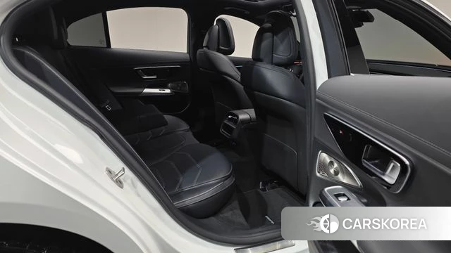 Mercedes-Benz E-Class W214 2025 Белый из Кореи, фото 3