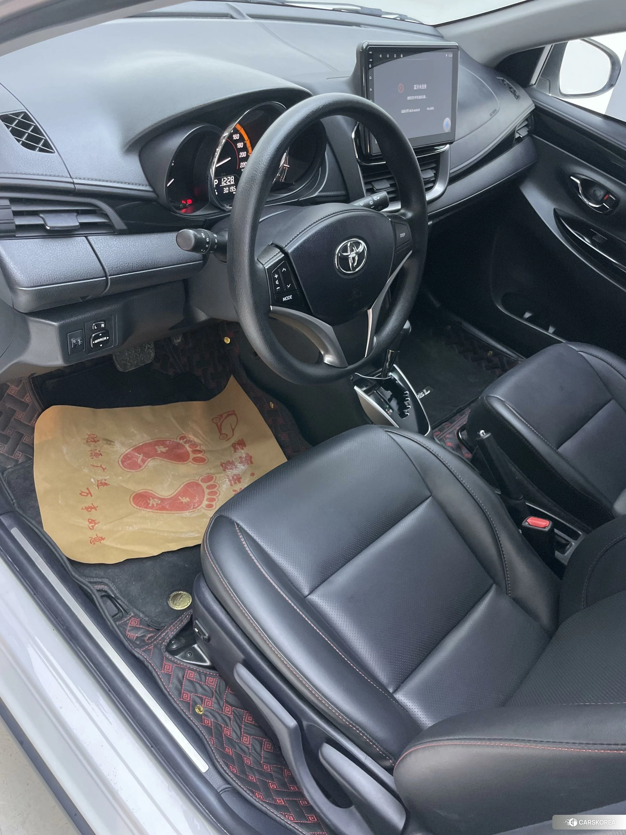 Toyota Yaris L 2021 Белый из Китая, фото 3