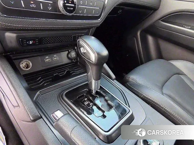 Ssangyong The New Rexton Sport 2023 Темно-зеленый из Кореи, фото 3