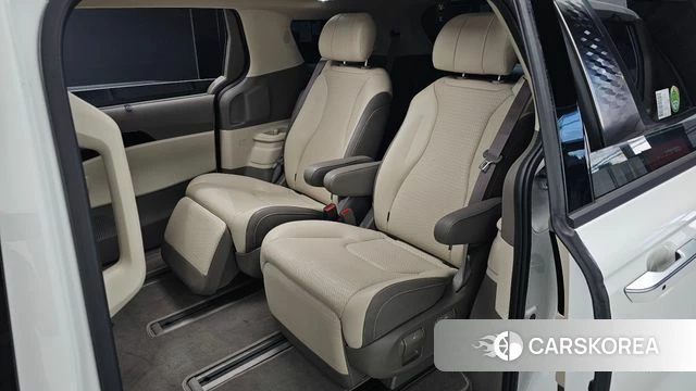 Kia Carnival 4th generation 2023 Белый из Кореи, фото 3