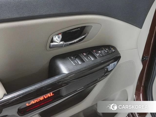 Kia The New Carnival 2019 Красный из Кореи, фото 3