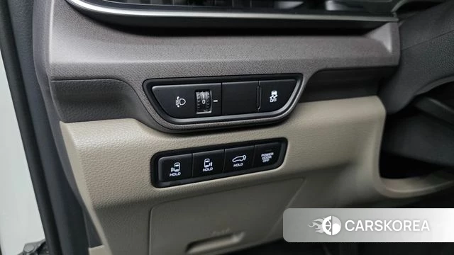 Kia The New Carnival 4th Generation 2025 Белый из Кореи, фото 3