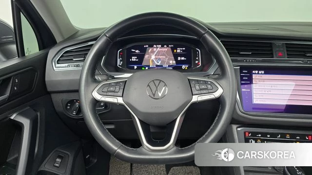 Volkswagen Tiguan second Generation 2021 Серый из Кореи, фото 3