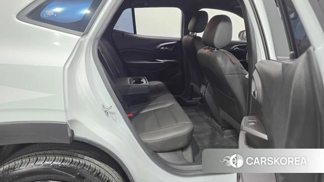 Chevrolet (GM Daewoo) Trax Crossover 2024 Белый из Кореи, фото 3