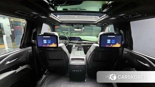 Cadillac Escalade 5th Generation 2023 Черный из Кореи, фото 3