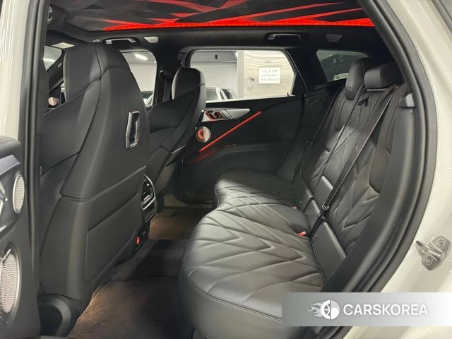 BMW XM (G09) 2023 Белый из Кореи, фото 3