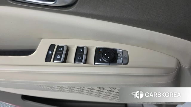 Kia The New Carnival 4th Generation 2025 Белый из Кореи, фото 3