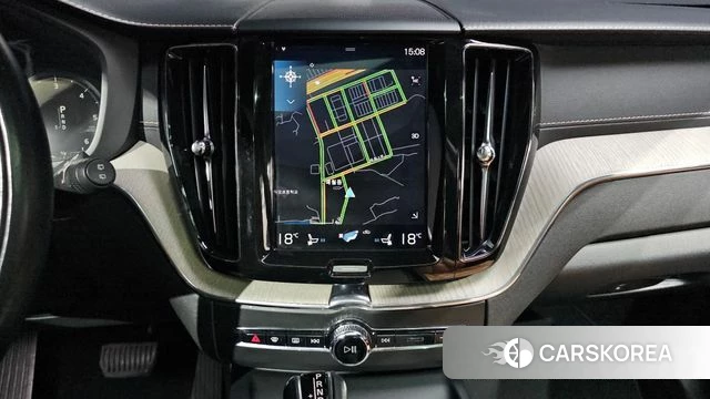 Volvo XC60 second Generation 2019 Белый из Кореи, фото 3