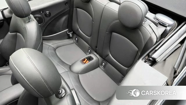 Mini Cooper Convertible 2019 Черный из Кореи, фото 3