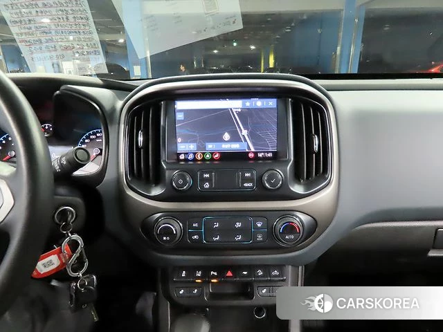 Chevrolet (GM Daewoo) Real New Colorado 2022 Черный из Кореи, фото 3