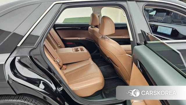 Hyundai Grandeur Hybrid (GN7) 2023 Черный из Кореи, фото 3