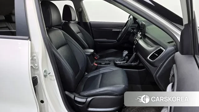 Kia Seltos 2019 Белый из Кореи, фото 3