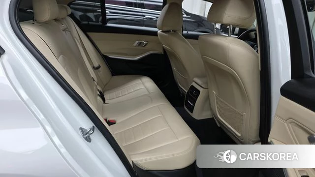BMW 3 Series (G20) 2019 Белый из Кореи, фото 3