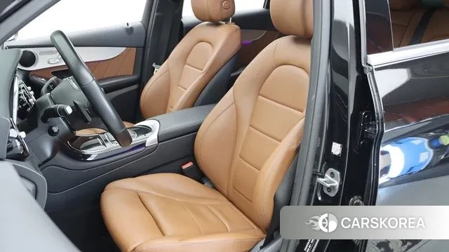 Mercedes-Benz GLC-Class X253 2021 Черный из Кореи, фото 3