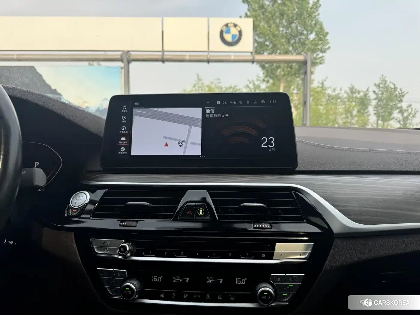 BMW 5 series 2023 Черный из Китая, фото 3