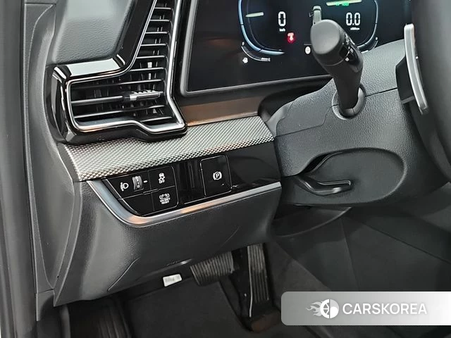 Kia Sportage 5th Generation Hybrid 2024 Белый из Кореи, фото 3