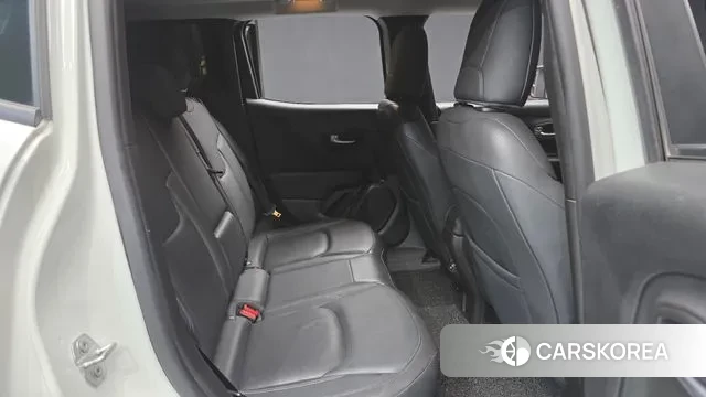 Jeep Renegade 2022 Белый из Кореи, фото 3