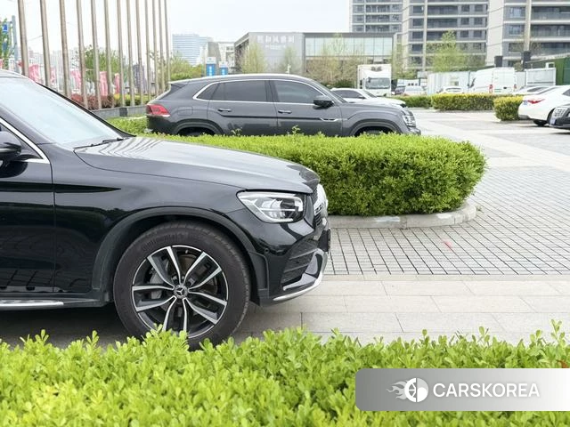 Mercedes-Benz GLC 2021 Черный из Китая, фото 3