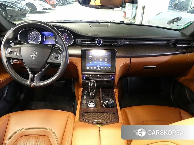 Maserati Quattroporte 2018 Черный из Кореи, фото 3