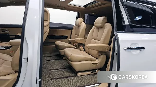 Kia The New Carnival 2020 Белый из Кореи, фото 3