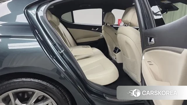 Genesis The New G70 2023 Серый из Кореи, фото 3