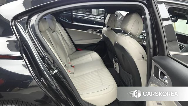 Genesis The New G70 2022 Черный из Кореи, фото 3