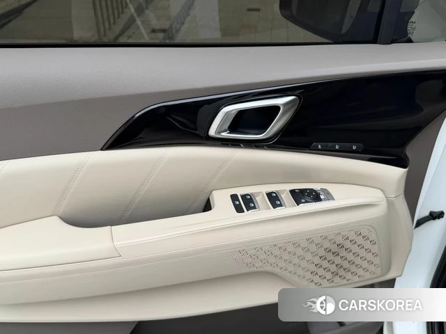 Kia The New Carnival 4th Generation 2025 Белый из Кореи, фото 3