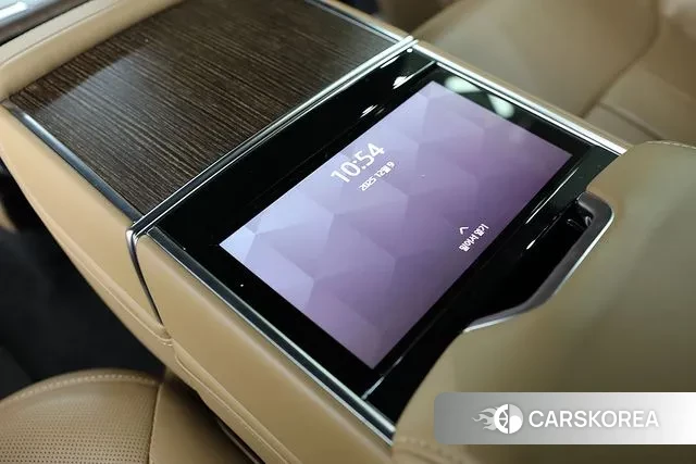 Land Rover Range Rover 5th Generation 2023 Песочный из Кореи, фото 3