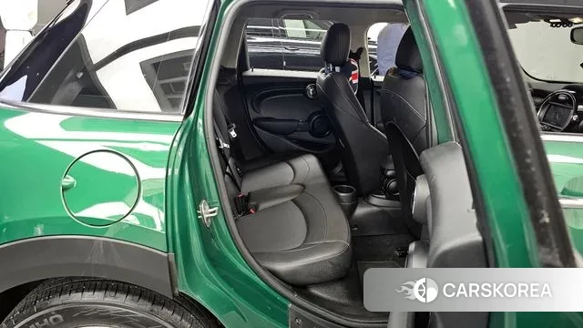 Mini Cooper 2021 Зеленый из Кореи, фото 3